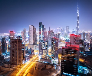 A arquitetura de Dubai vista do céu